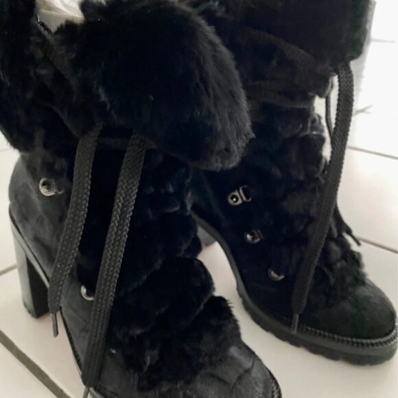 Black Louboutin boots - Picture 4 of 5